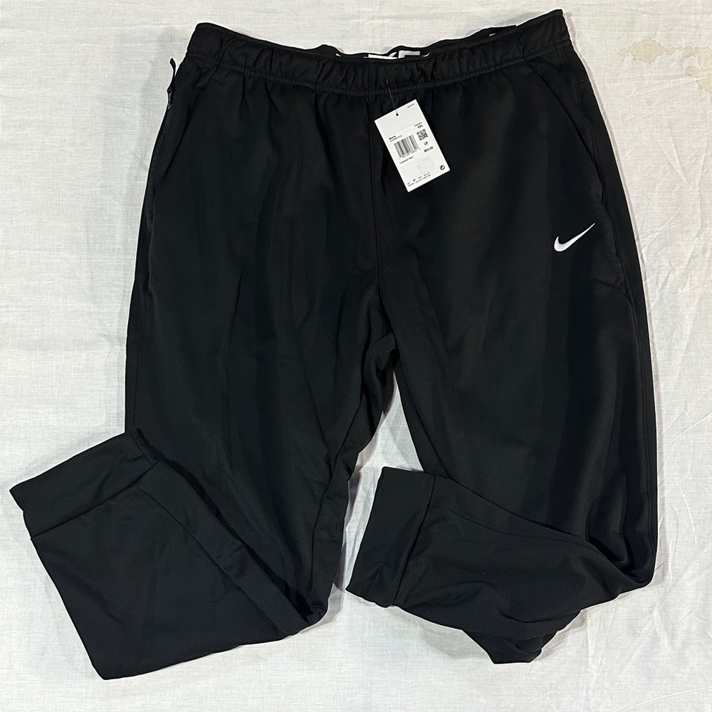 NWT Nike Therma-fit sweatpants. Men’s size 2XL